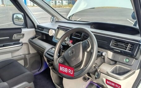 Honda Stepwgn IV, 2016 год, 1 680 000 рублей, 11 фотография