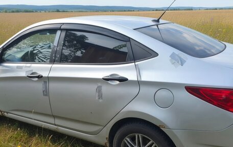 Hyundai Solaris II рестайлинг, 2012 год, 450 000 рублей, 4 фотография