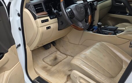 Lexus LX III, 2017 год, 6 250 000 рублей, 10 фотография