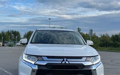 Mitsubishi Outlander III рестайлинг 3, 2022 год, 2 620 000 рублей, 1 фотография
