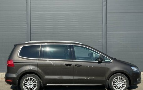 Volkswagen Sharan II, 2015 год, 1 130 000 рублей, 4 фотография