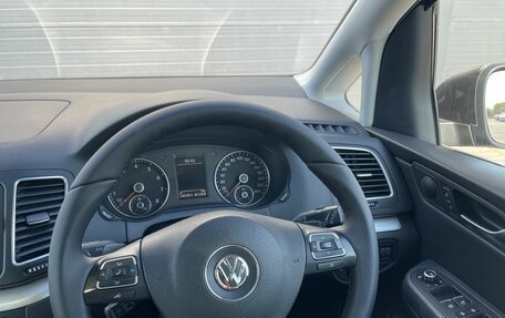 Volkswagen Sharan II, 2015 год, 1 130 000 рублей, 19 фотография