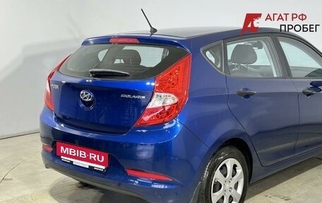 Hyundai Solaris II рестайлинг, 2015 год, 880 000 рублей, 3 фотография