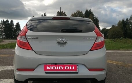 Hyundai Solaris II рестайлинг, 2015 год, 950 000 рублей, 3 фотография