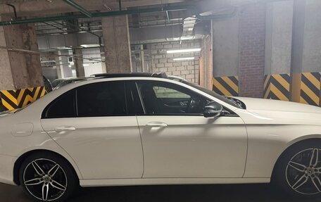 Mercedes-Benz E-Класс, 2017 год, 2 900 000 рублей, 6 фотография