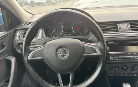 Skoda Rapid I, 2014 год, 900 000 рублей, 13 фотография