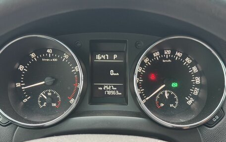 Skoda Yeti I рестайлинг, 2013 год, 859 000 рублей, 15 фотография