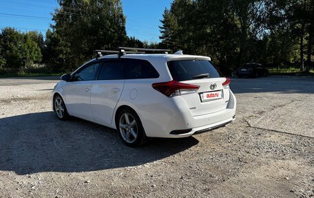 Toyota Auris II, 2015 год, 1 290 000 рублей, 5 фотография