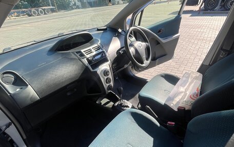 Toyota Vitz, 2005 год, 470 000 рублей, 8 фотография