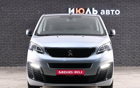 Peugeot Traveller I, 2022 год, 2 475 000 рублей, 2 фотография