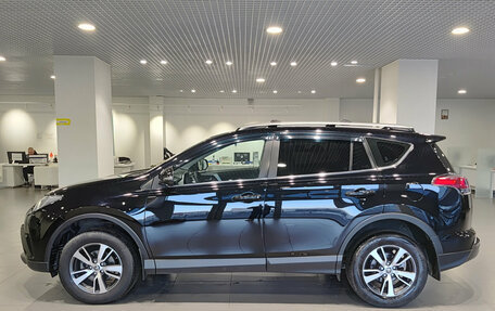 Toyota RAV4, 2017 год, 2 680 000 рублей, 10 фотография