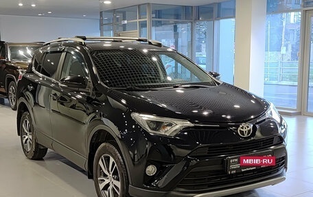 Toyota RAV4, 2017 год, 2 680 000 рублей, 3 фотография