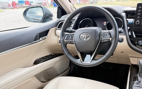 Toyota Camry, 2021 год, 3 850 000 рублей, 21 фотография