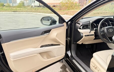 Toyota Camry, 2021 год, 3 850 000 рублей, 18 фотография