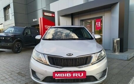 KIA Rio III рестайлинг, 2013 год, 654 947 рублей, 2 фотография