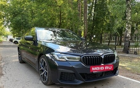 BMW 5 серия, 2022 год, 4 500 000 рублей, 2 фотография