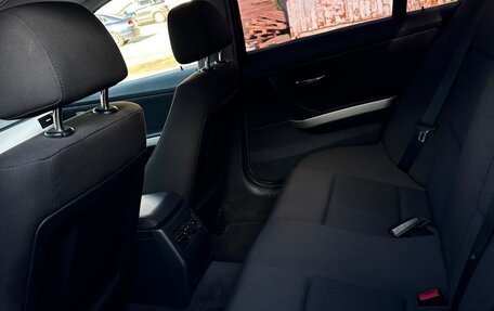 BMW 3 серия, 2011 год, 900 000 рублей, 9 фотография