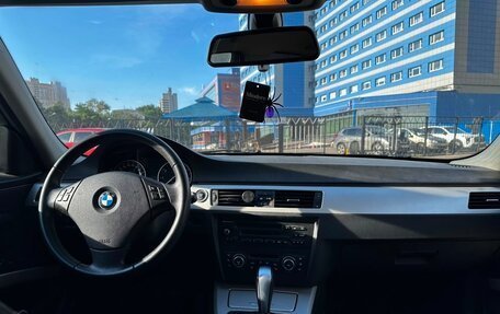 BMW 3 серия, 2011 год, 900 000 рублей, 10 фотография