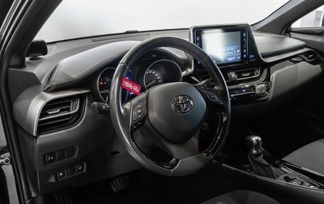 Toyota C-HR I рестайлинг, 2019 год, 2 417 800 рублей, 5 фотография