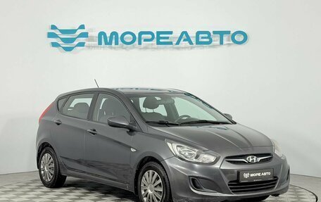 Hyundai Solaris II рестайлинг, 2012 год, 680 000 рублей, 3 фотография