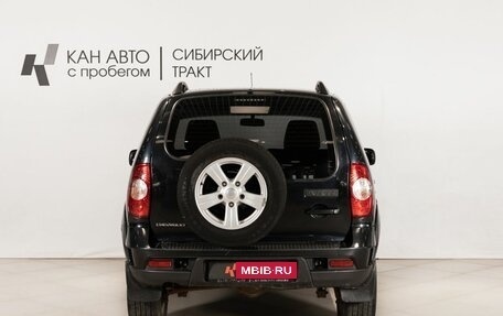 Chevrolet Niva I рестайлинг, 2015 год, 740 000 рублей, 4 фотография