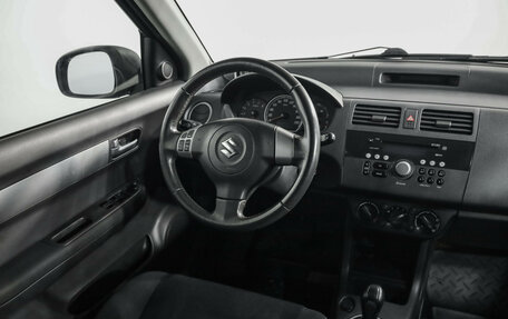 Suzuki Swift III, 2007 год, 599 777 рублей, 9 фотография
