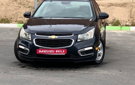 Chevrolet Cruze II, 2015 год, 900 000 рублей, 2 фотография