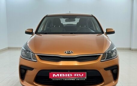 KIA Rio IV, 2017 год, 999 000 рублей, 2 фотография