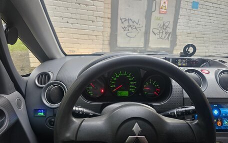 Mitsubishi Colt VI рестайлинг, 2007 год, 195 000 рублей, 13 фотография
