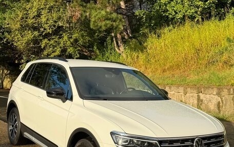 Volkswagen Tiguan II, 2020 год, 3 500 000 рублей, 1 фотография