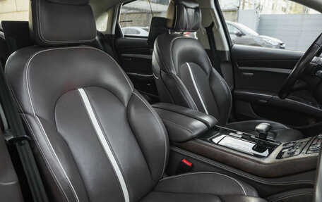 Audi A8, 2011 год, 1 990 000 рублей, 29 фотография