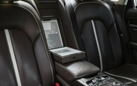 Audi A8, 2011 год, 1 990 000 рублей, 31 фотография