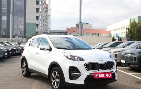 KIA Sportage IV рестайлинг, 2019 год, 2 015 000 рублей, 5 фотография