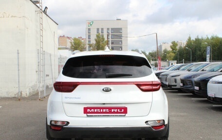 KIA Sportage IV рестайлинг, 2019 год, 2 015 000 рублей, 4 фотография