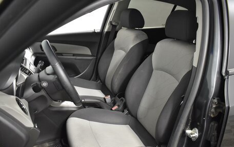 Chevrolet Cruze II, 2012 год, 774 900 рублей, 10 фотография