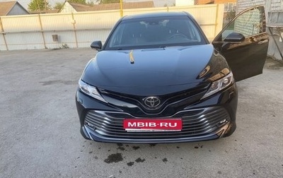 Toyota Camry, 2020 год, 2 700 000 рублей, 1 фотография
