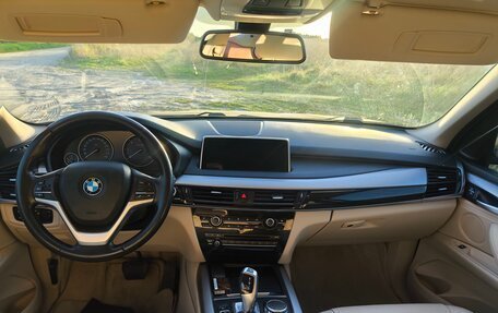 BMW X5, 2017 год, 3 100 000 рублей, 14 фотография