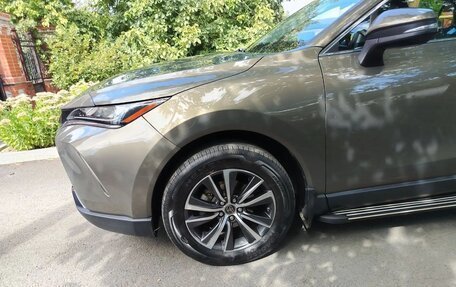 Toyota Harrier, 2022 год, 3 550 000 рублей, 9 фотография