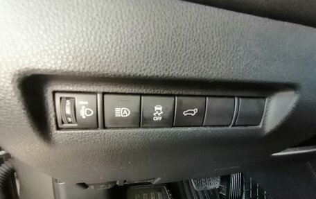 Toyota Harrier, 2022 год, 3 550 000 рублей, 25 фотография