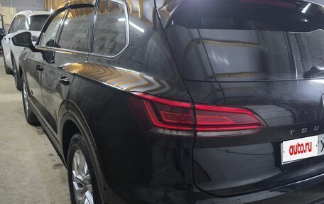 Volkswagen Touareg III, 2019 год, 4 350 000 рублей, 1 фотография