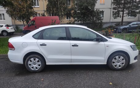 Volkswagen Polo VI (EU Market), 2015 год, 645 000 рублей, 4 фотография