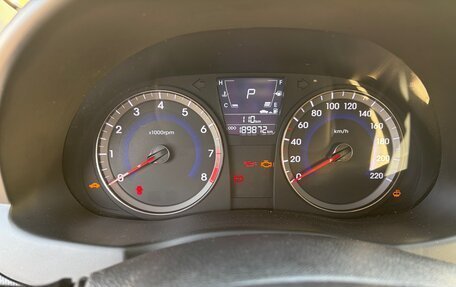 Hyundai Solaris II рестайлинг, 2011 год, 575 000 рублей, 7 фотография