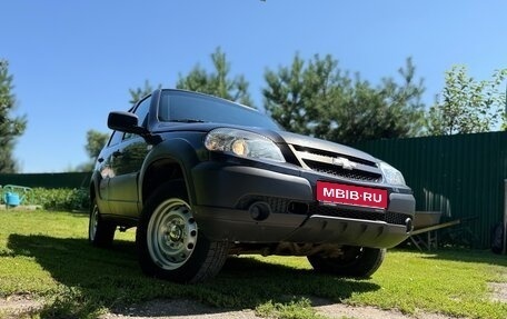 Chevrolet Niva I рестайлинг, 2016 год, 750 000 рублей, 1 фотография