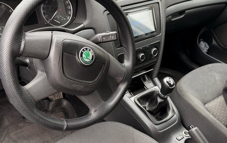 Skoda Octavia, 2012 год, 680 000 рублей, 10 фотография