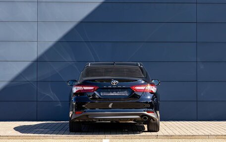 Toyota Camry, 2019 год, 2 395 000 рублей, 5 фотография