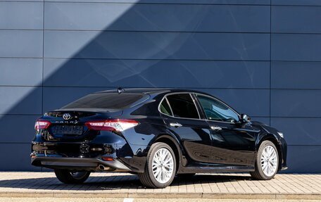 Toyota Camry, 2019 год, 2 395 000 рублей, 6 фотография
