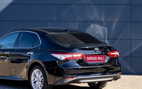 Toyota Camry, 2019 год, 2 395 000 рублей, 8 фотография