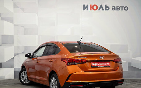 Hyundai Solaris II рестайлинг, 2022 год, 1 900 000 рублей, 7 фотография