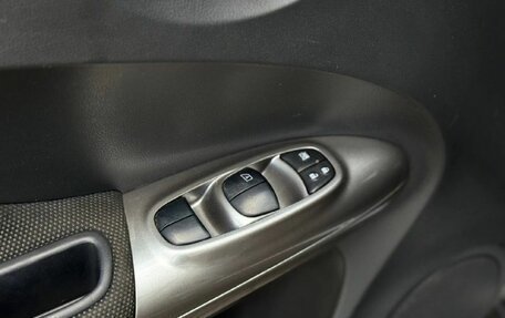 Nissan Juke II, 2011 год, 696 000 рублей, 19 фотография