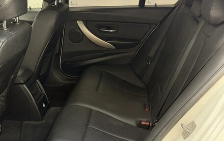 BMW 3 серия, 2015 год, 1 729 000 рублей, 12 фотография